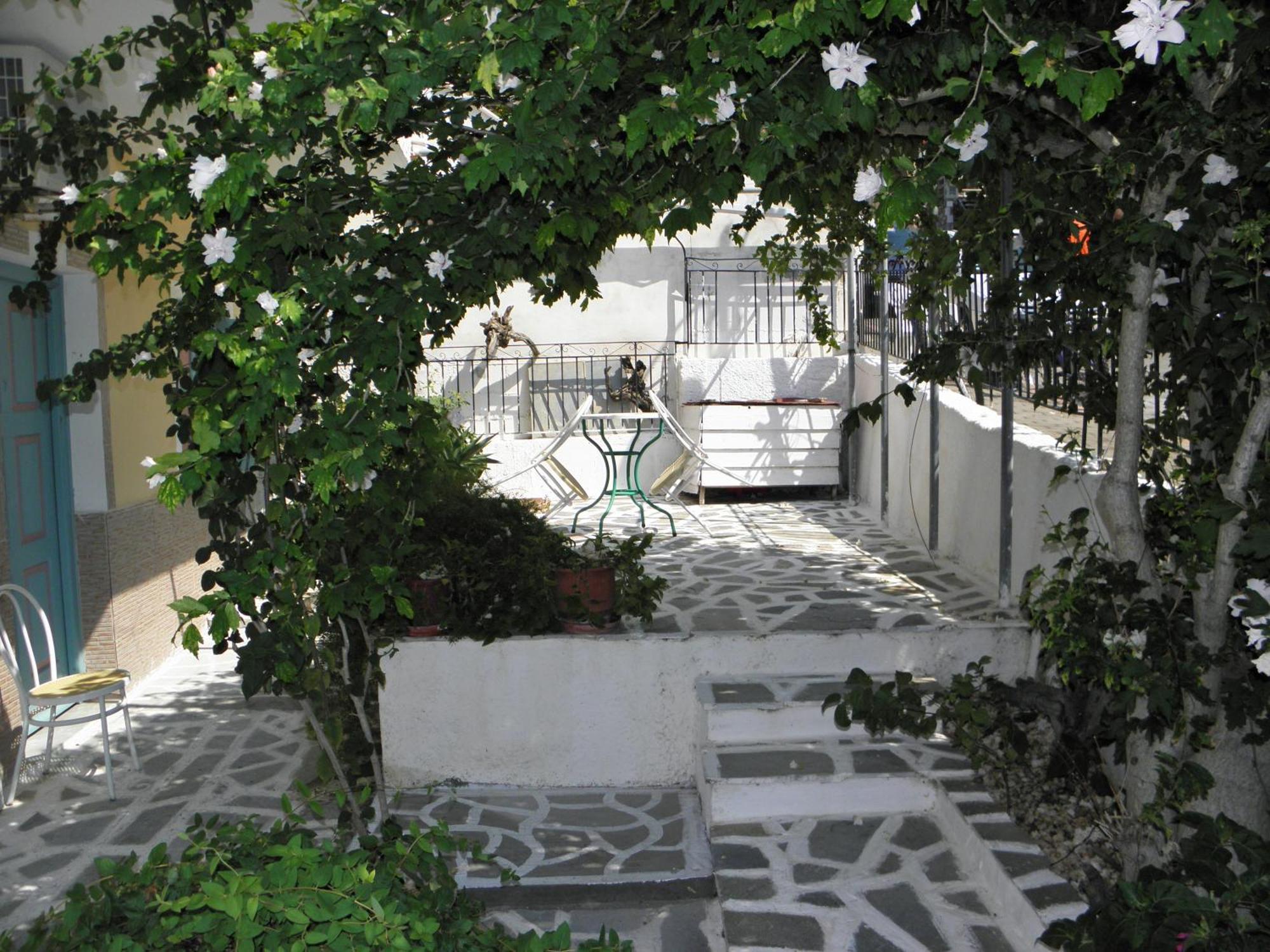Katerina'S Apartment Plomari Exterior photo