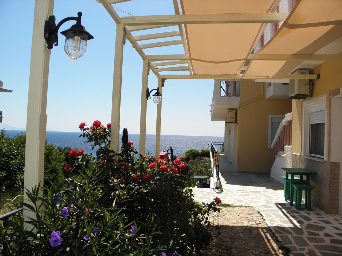 Katerina'S Apartment Plomari Exterior photo